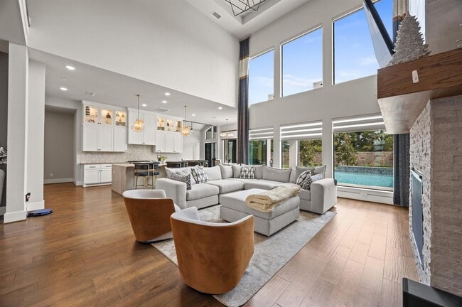 Building Photo - 27927 Indigo Ridge Dr