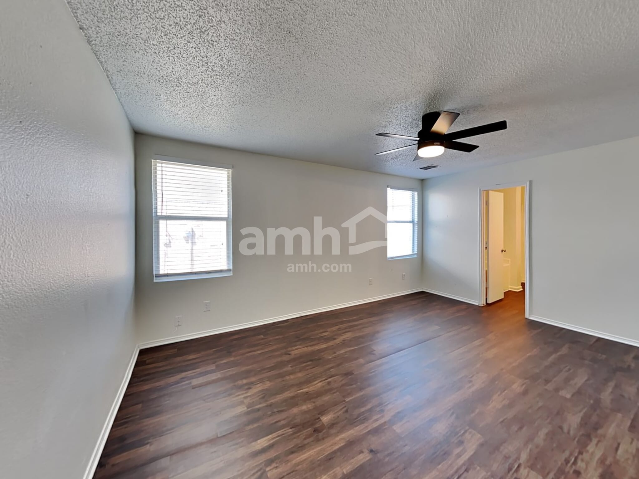 Building Photo - 14847 Canyon Ridge Dr