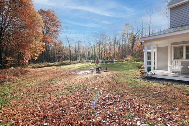 Building Photo - 266 Old Forge Rd