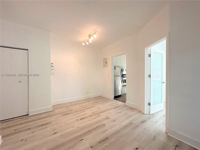 Building Photo - 840 10th St