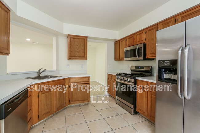 Building Photo - 1404 Wharton Rd