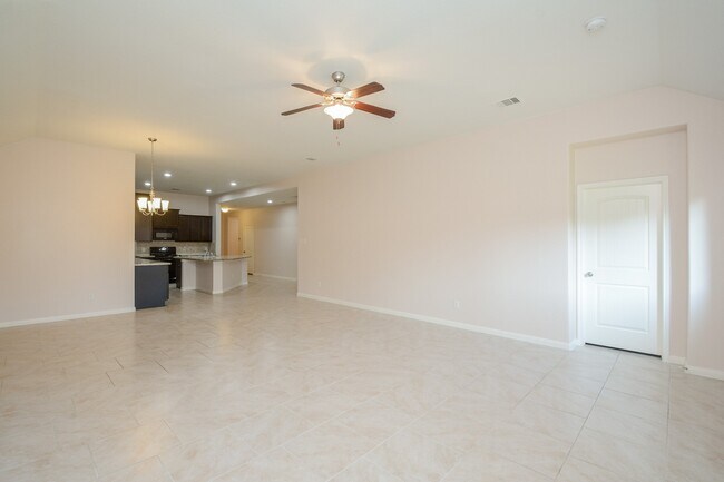 Building Photo - 9531 McDowell Dr