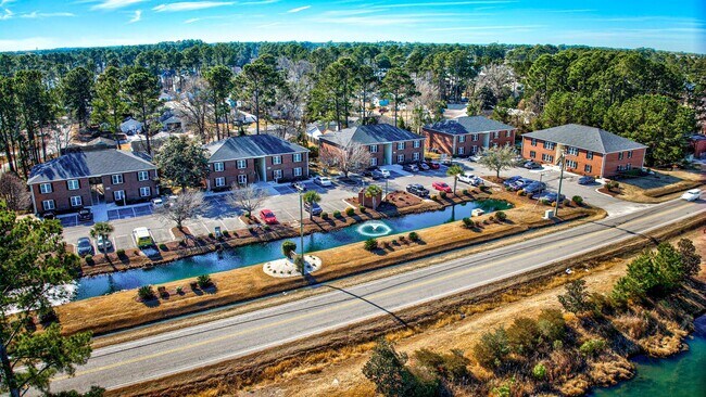 Building Photo - High-speed Internet, basic cable, water, s...