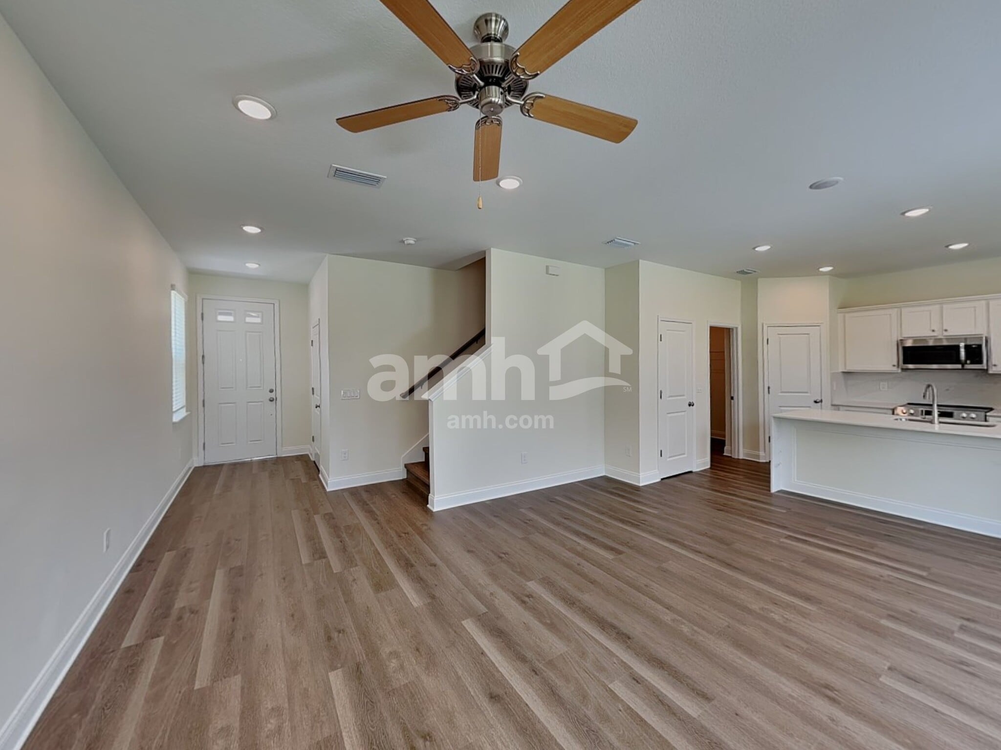 Building Photo - 5654 Oesterle Rd