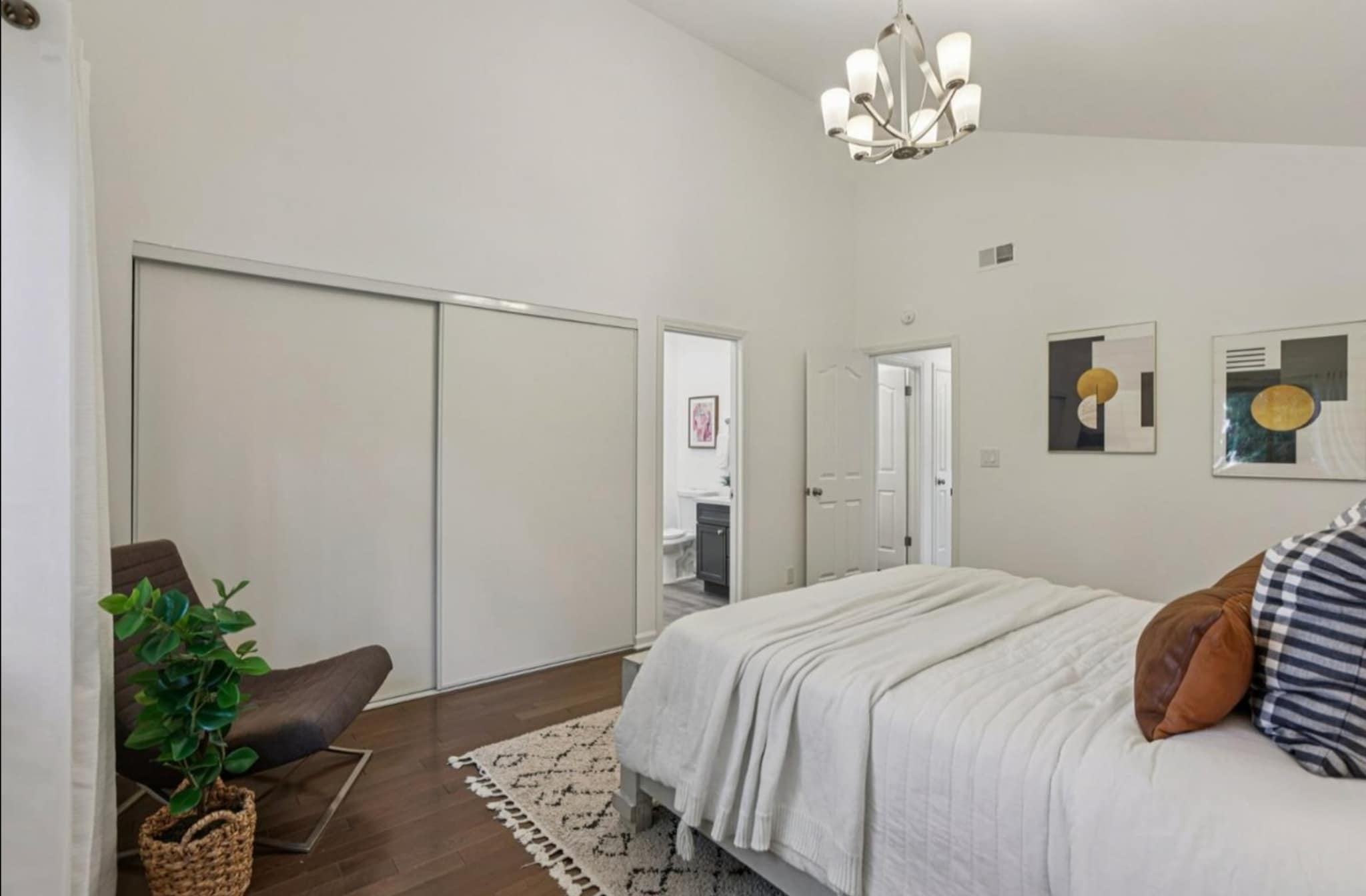 Building Photo - 1512 Huddersfield Ct