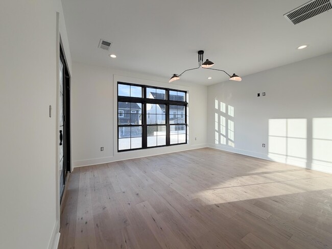 Building Photo - 4161 Cocos Wy