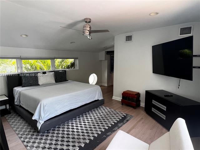 Building Photo - 2301 S Miami Ave