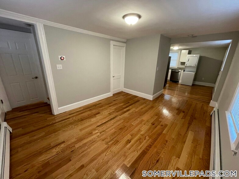 Building Photo - 309 Highland Ave