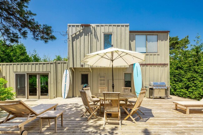 Building Photo - 53 Clinton Academy Ln