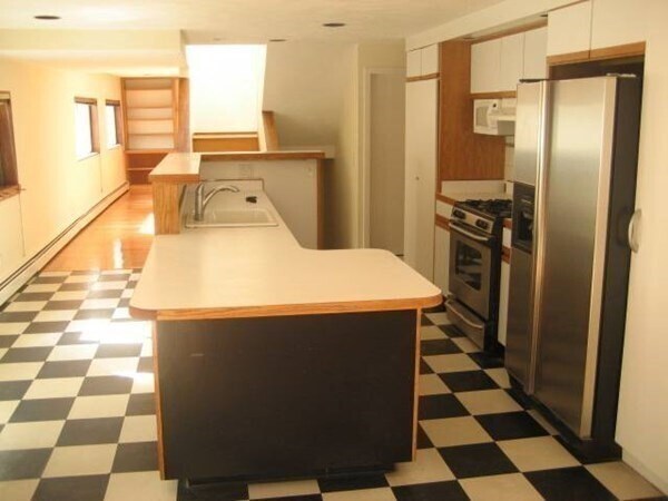 Building Photo - 61 6th St