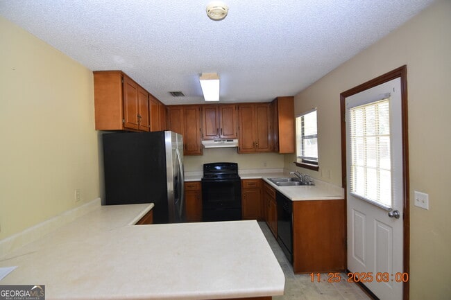 Building Photo - 108 Cambray Cir