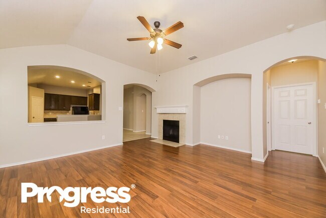 Building Photo - 1021 Comfort Dr