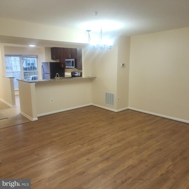 Building Photo - 7438 Catterick Ct