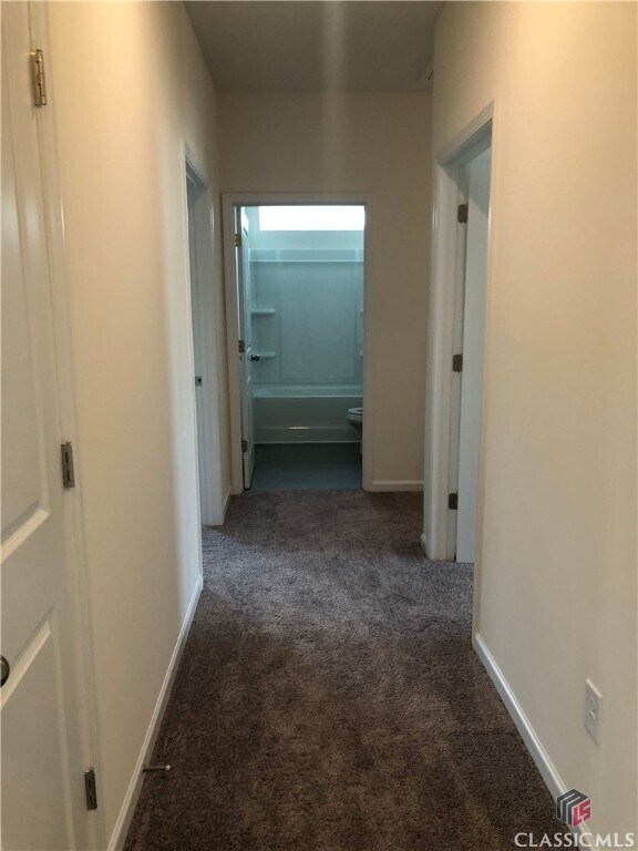 Building Photo - 1109 Day Dr