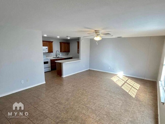 Building Photo - 4892 Masch Branch Rd