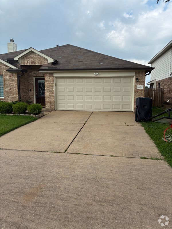 Building Photo - 6654 Barker Bend Ln