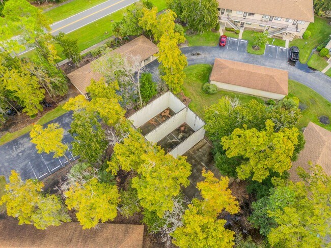 Building Photo - Spacious, sleek & central: 2Bedroom/2Bath condo in Daytona Beach!