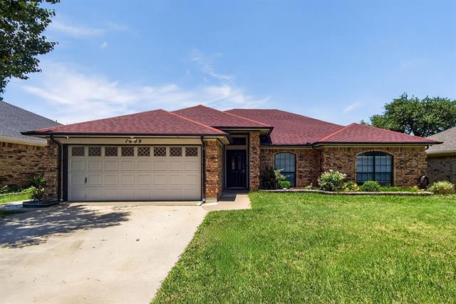 Primary Photo - 1809 Greenbend Dr