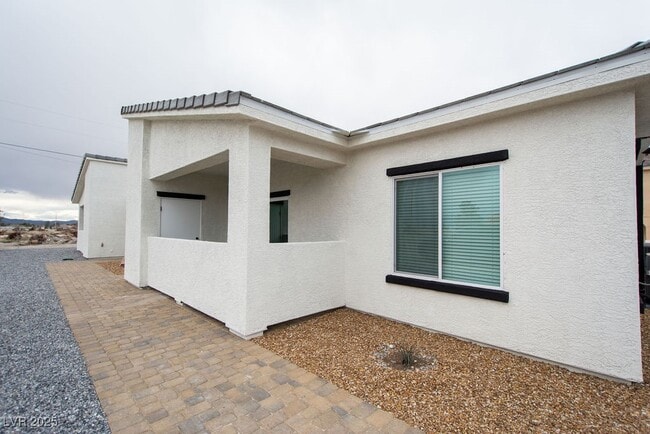 Building Photo - 1980 E Ambush St