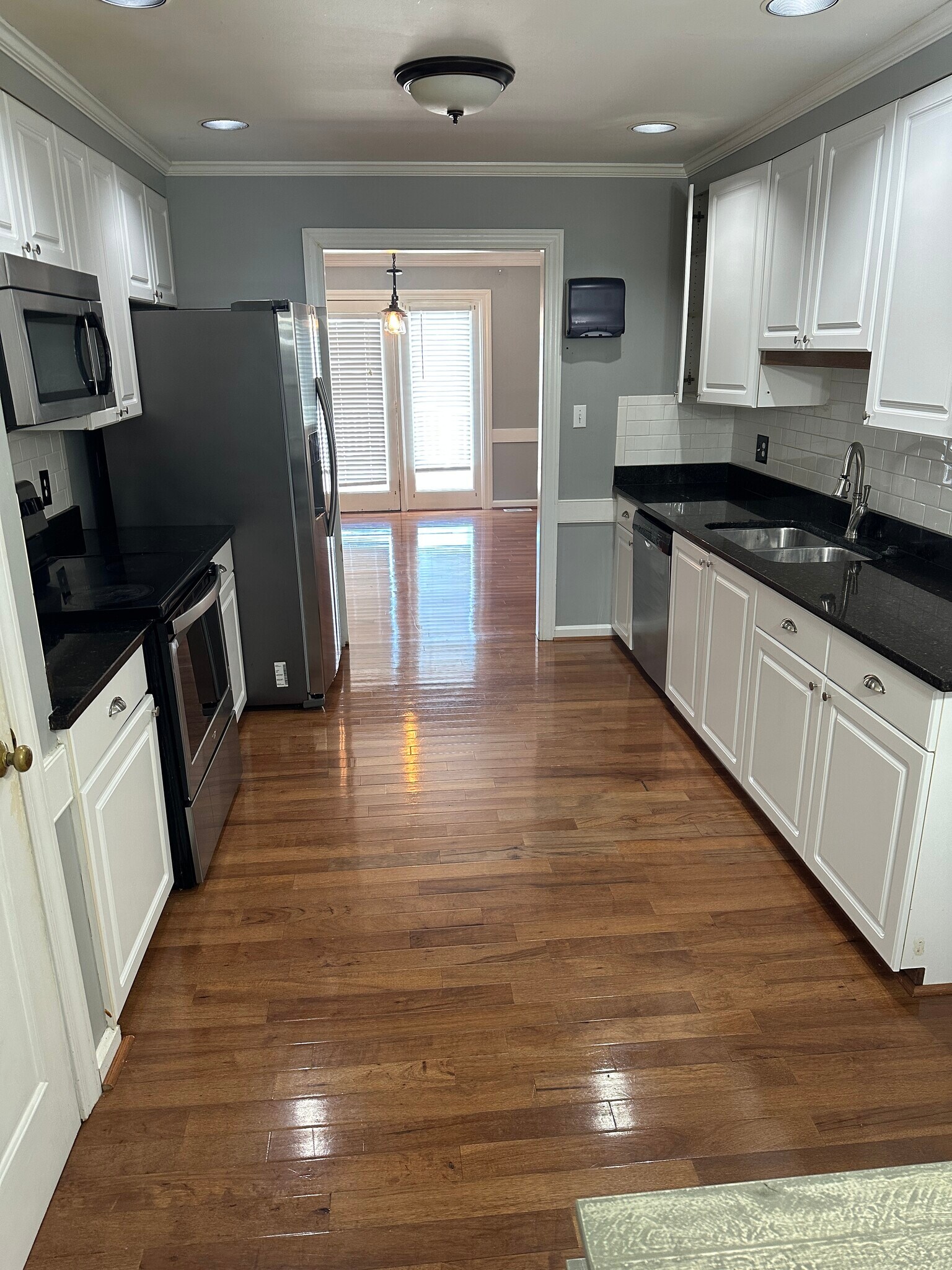 Building Photo - 2500 Saint Christopher Cir SW