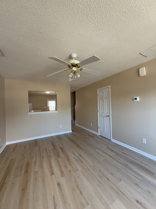 Building Photo - 505 Timberlake Trail