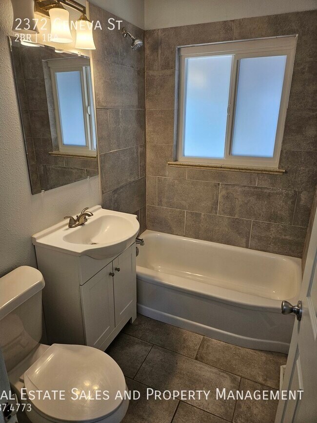 Building Photo - 2372 Geneva St