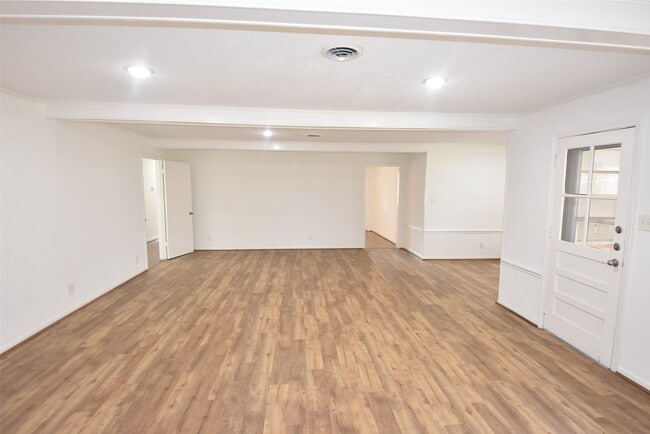 Building Photo - 9630 Truscon Dr