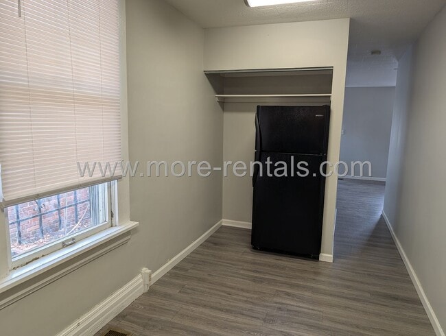 Building Photo - Small German Village Cottage