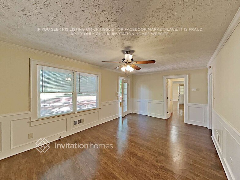 Building Photo - 2075 Palmer Ct