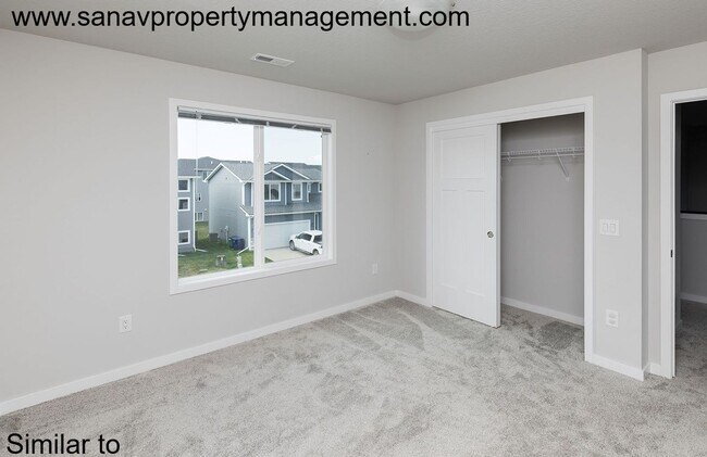 Building Photo - Modern 2-Story Home in Waukee School District