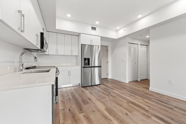 Building Photo - 18355 SW 110th Ave