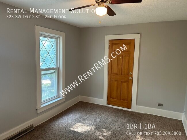 Building Photo - 323 SW Tyler St 2nd Floor- 1BED/1 BATH