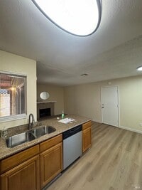 Building Photo - 120 Merrimac Ct