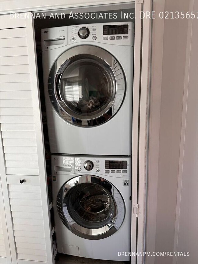 Building Photo - 2861 B St