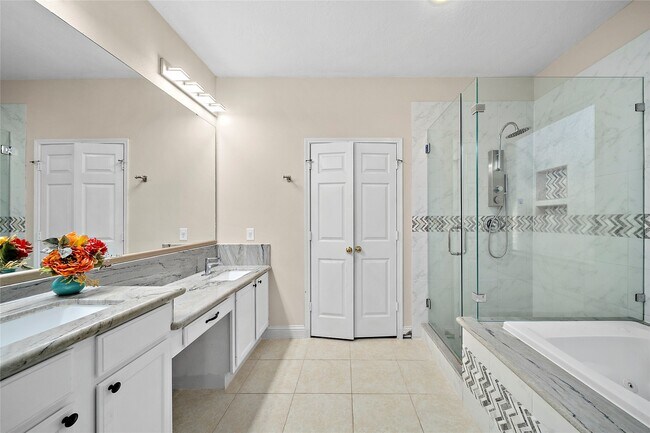 Building Photo - 22430 Water Edge Ln