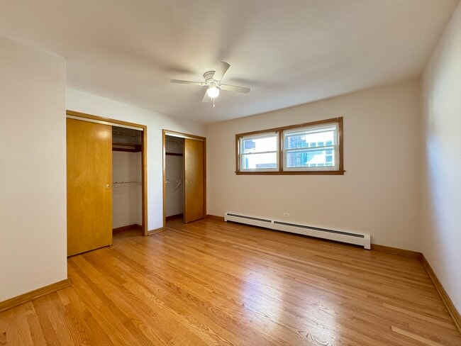 Building Photo - 5808 N Mulligan Ave