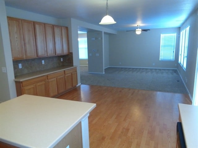 Building Photo - 124 N Flat Rock St