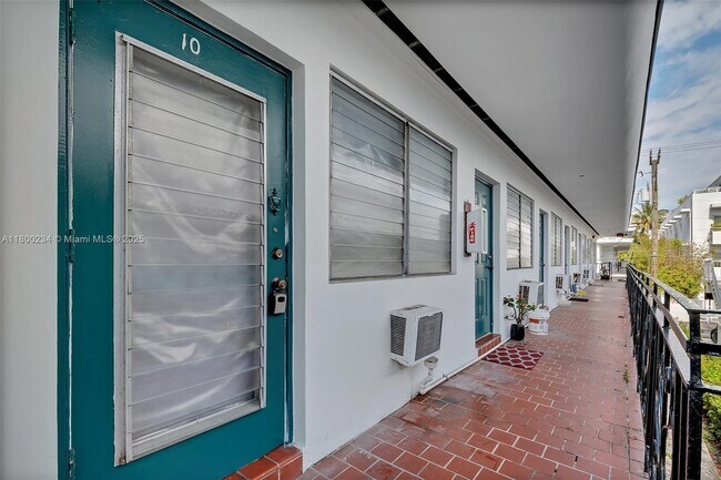 Building Photo - 934 Meridian Ave