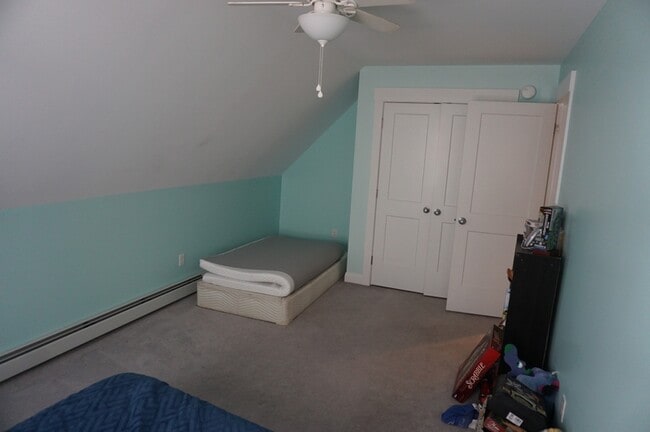 Building Photo - 18 Lilac Ln