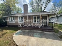 Building Photo - 603 11th Ave