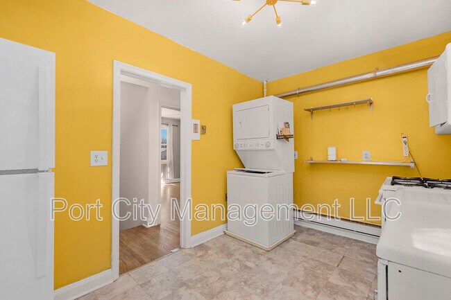 Building Photo - 3607 Bayonne Ave