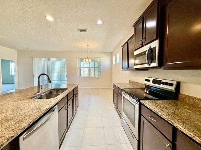 Building Photo - 31591 Tansy Bnd