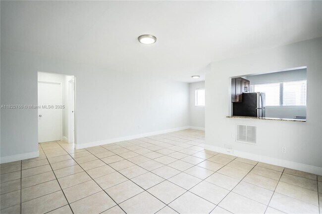 Building Photo - 7931 East Dr