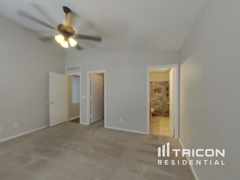 Building Photo - 30610 N Coral Bean Dr