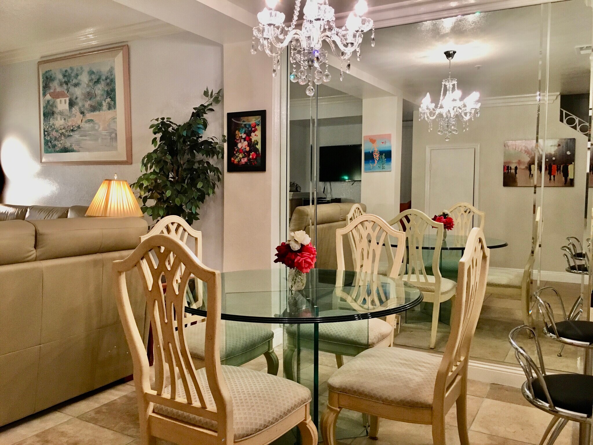 Beach front views from Open floor dining room - 1400 Pacific Coast Hwy