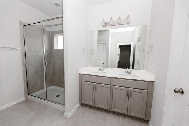 Building Photo - 6206 Marsh Ln