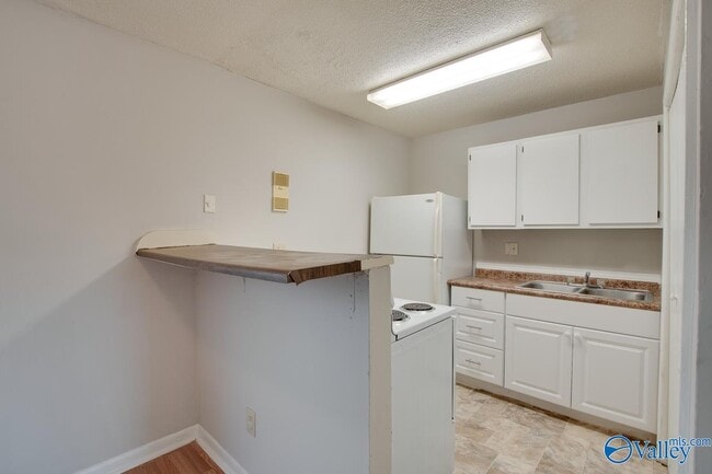 Building Photo - 4906 Cotton Row NW