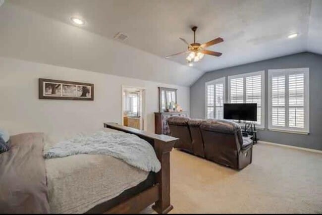 Building Photo - 241 Carrington Ln