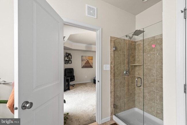 Building Photo - 43151 Wealdstone Terrace