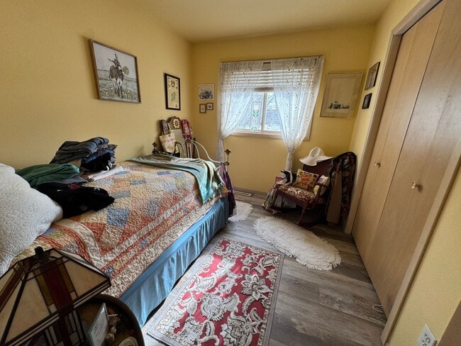 Building Photo - Furnished 4 Bed/2 Bath Seasonal Rental – Absarokee, MT | July–September